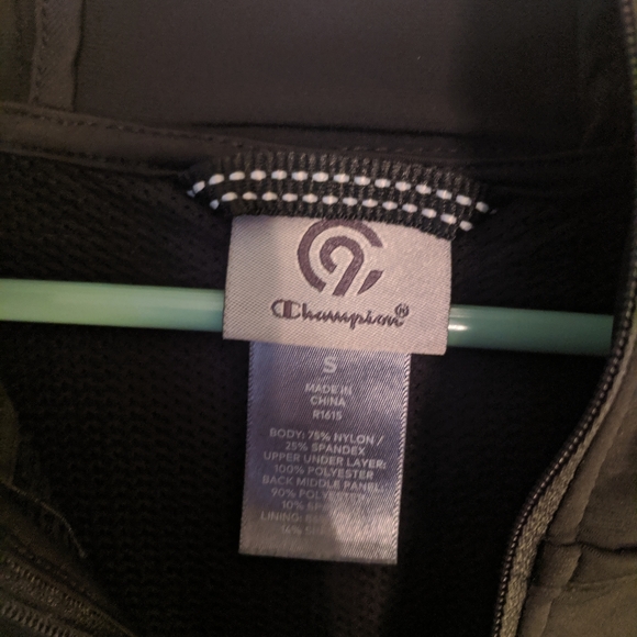 Running Jacket - Picture 5 of 6